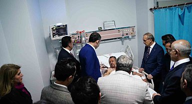 Bakan Kurum, AK Parti Malatya İl Başkanı'nın sağlık durumu hakkında bilgi aldı
