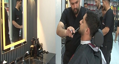Depremzede kuaförden anlamlı kampanya