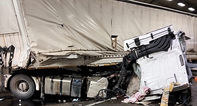 Erkenek Tüneli'nde trafik kazası: 1 ağır yaralı