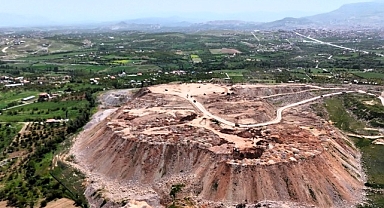 Malatya'da depremin izleri dağ oldu