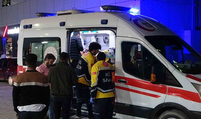 Malatya'da silahlı saldırıya uğrayan genç ağır yaralandı
