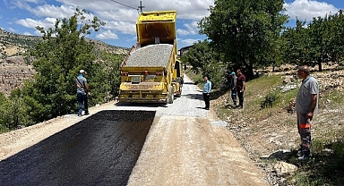 Akçadağ'da yollar yenileniyor