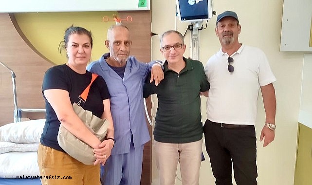 Alman doktorların 'yaşayamaz' dediği hastayı Türk hekimler hayata döndürdü
