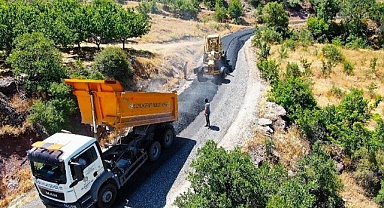 Büyükşehir'den yoğun altyapı ve yol mesaisi