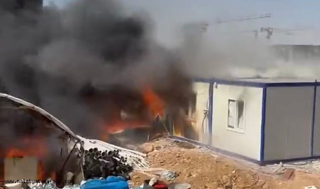 İnşaat şantiyesinde çıkan yangın korkuttu