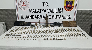Malatya'da tarihi eser kaçakçılarına operasyon: 2 gözaltı