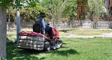 Yeşilyurt'ta parklar yaza hazırlanıyor
