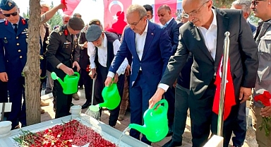 15 Temmuz Şehitleri mezarları başında anıldı