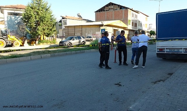 Battalgazi'de husumetlilerin kavgası kanlı bitti: 2 yaralı