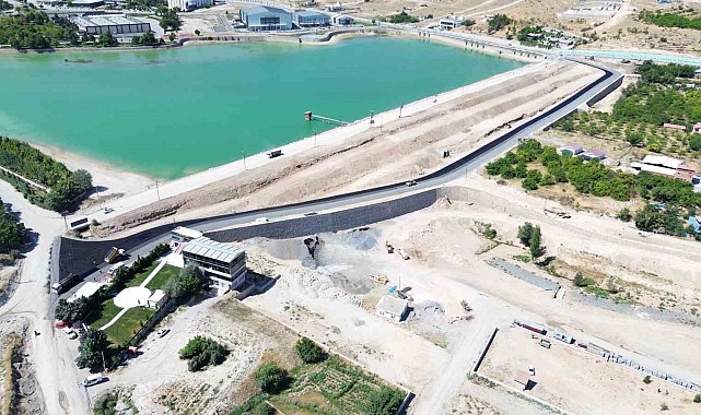 Battalgazi'de asfalt seferberliği sürüyor