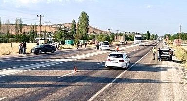 Doğanşehir'de iki araç çarpıştı: 2 yaralı