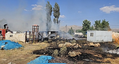 Doğanşehir'de konteyner yangını