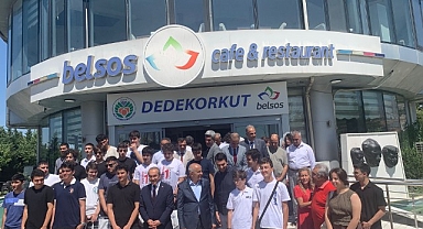 LGS Şampiyonlarına Başkan Sami Er'den özel kutlama