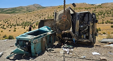 Malatya'da askeri araç devrildi: 2 asker yaralandı