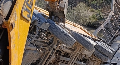 Malatya'da köprü çöktü: 1 yaralı