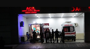 Husumetlilerin silahlı ve bıçaklı kavgasında 3 kişi yaralandı