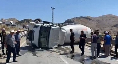 Malatya'da beton mikseri devrildi: 1 yaralı