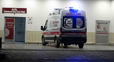 Otomobil ile çapa motoru çarpıştı: 1'i ağır 3 yaralı