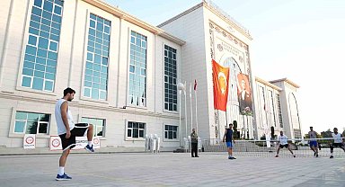 Battalgazi'de 18 takım mücadele etti, kupa Karaman FK'nın oldu