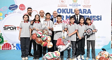 Malatya Büyükşehir'den okullara spor malzemesi desteği