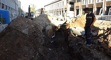 Malatya'da çarşı inşaatında göçük altında kalan işçi kurtarılamadı