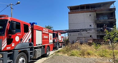 Malatya'da ev yangını korkuttu