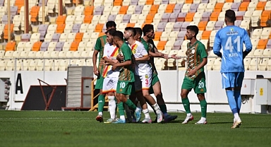 Malatya Yeşilyurtspor, Yeni Malatyaspor'u 5-0 mağlup ederek tur atladı