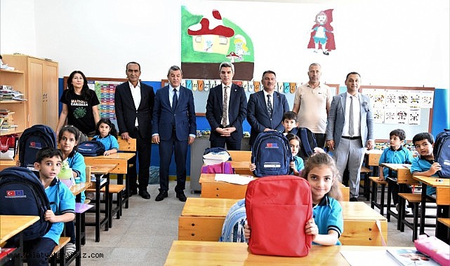 TKDK Malatya'dan kırsaldaki öğrencilere eğitim seti desteği