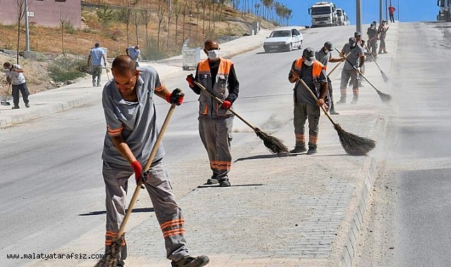 Yeşilyurt Belediyesi'nin temizlik seferberliği sürüyor