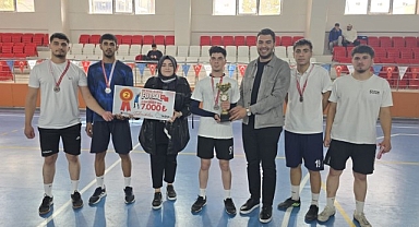 Battalgazi'de 22 takımın mücadele ettiği turnuva tamamlandı