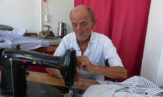 Çocuk yaşta eline aldığı iğne ipliği 60 yıldır bırakmadı