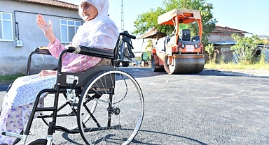 Gülistan Teyze'nin duaları Yeşilyurt Belediyesi'ne