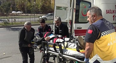 Malatya’da Trafik Kazası: Ticari Taksiye Arkadan Çarpan Transit’te 1 Yaralı