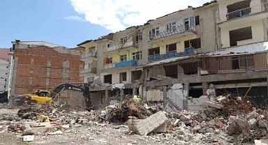 Balanlı Apartmanı davasında karar: 8 sanığa hapis cezası