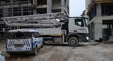 Spiral makinesiyle elini kesen işçi yaralandı