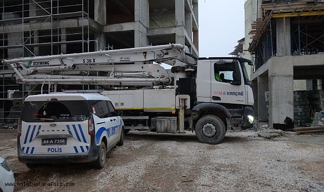 Spiral makinesiyle elini kesen işçi yaralandı