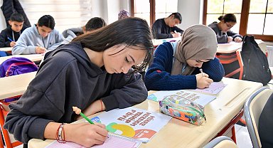 Yeşilyurt Belediyesi'nden öğrencilere ücretsiz kurs desteği