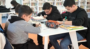 Çilesiz Kütüphanesi gençlerin buluşma noktası oldu