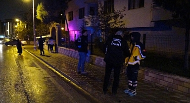 Evinde kötü koku gelen şahıs ölü bulundu