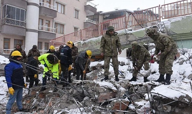 Malatya'da 78 kişinin öldüğü Hakimbey Apartmanı davasında 4 sanığa hapis cezası