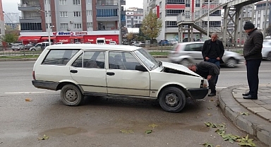 Malatya'da iki otomobil çarpıştı: 2 yaralı