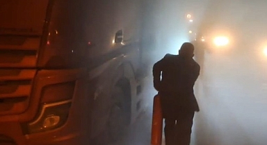 Malatya'da seyir halindeki tır alev aldı