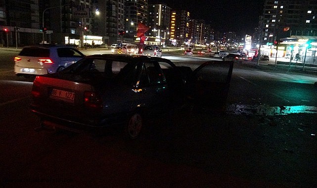 Malatya'da tır ile otomobil çarpıştı: 3 yaralı