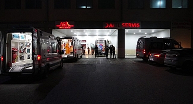 Malatya'da üç aracın karıştığı kazada 6 kişi yaralandı