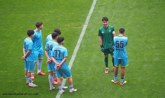 Yeni Malatyaspor sahaya 7 oyuncu ile çıktı, maç oynanmadı