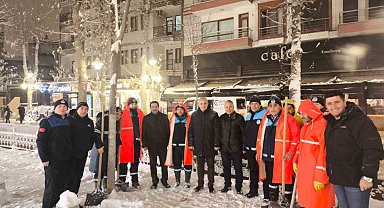 Battalgazi'de buzlanmaya karşı tuzlama mesaisi