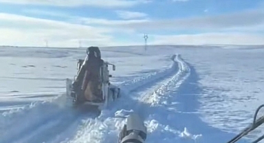 Darende Belediyesi'nin karla mücadele çalışmaları kesintisiz sürüyor