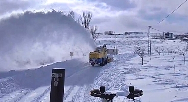 Malatya'da 66 mahallede yollar ulaşıma açıldı