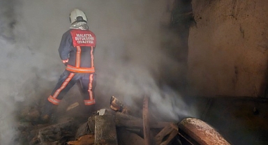 Malatya'da ev yangını