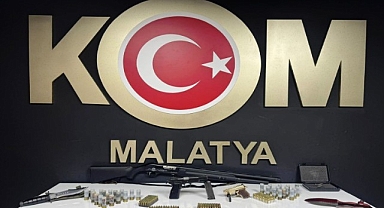 Malatya'da kaçak silah operasyonu: 4 gözaltı